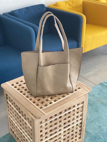 Camel Leather tote bag, Laptop bag with a large outside pocket - Avi Algrisi